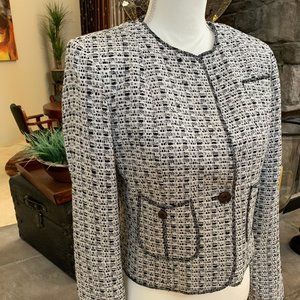 Harve Benard Women's Blazer - Size 6
